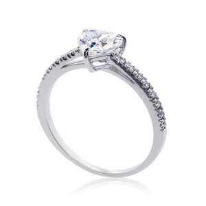 Solitaire Heart Microset in White Gold